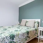 Salt And Sea Apartment, Sea View, Free Wi Fi Appartement