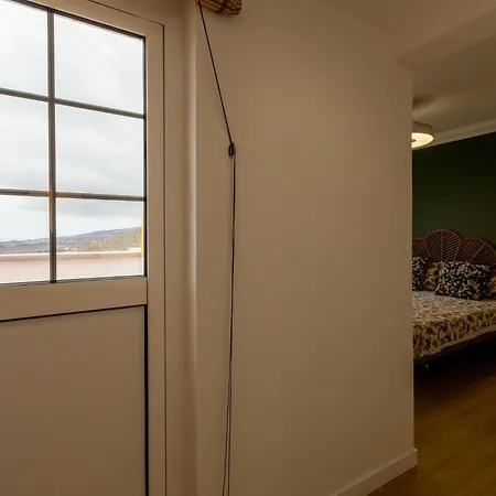 Salt And Sea Apartment, Sea View, Free Wi Fi アデヘ