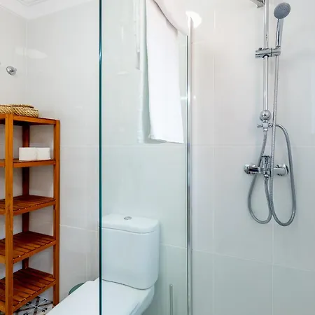 Salt And Sea Apartment, Sea View, Free Wi Fi Apartment *