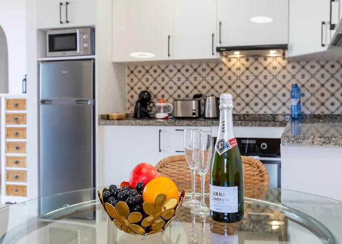 Salt And Sea Apartment, Sea View, Free Wi Fi Апартаменти Адехе