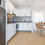 Апартаменти Salt And Sea Apartment, Sea View, Free Wi Fi *